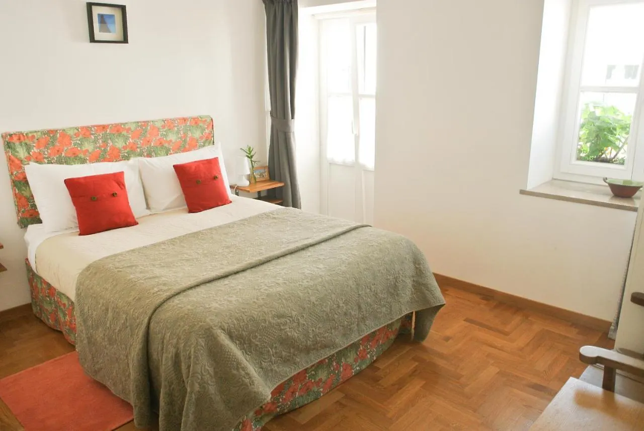 Calcada Guesthouse 塔维拉 招待所