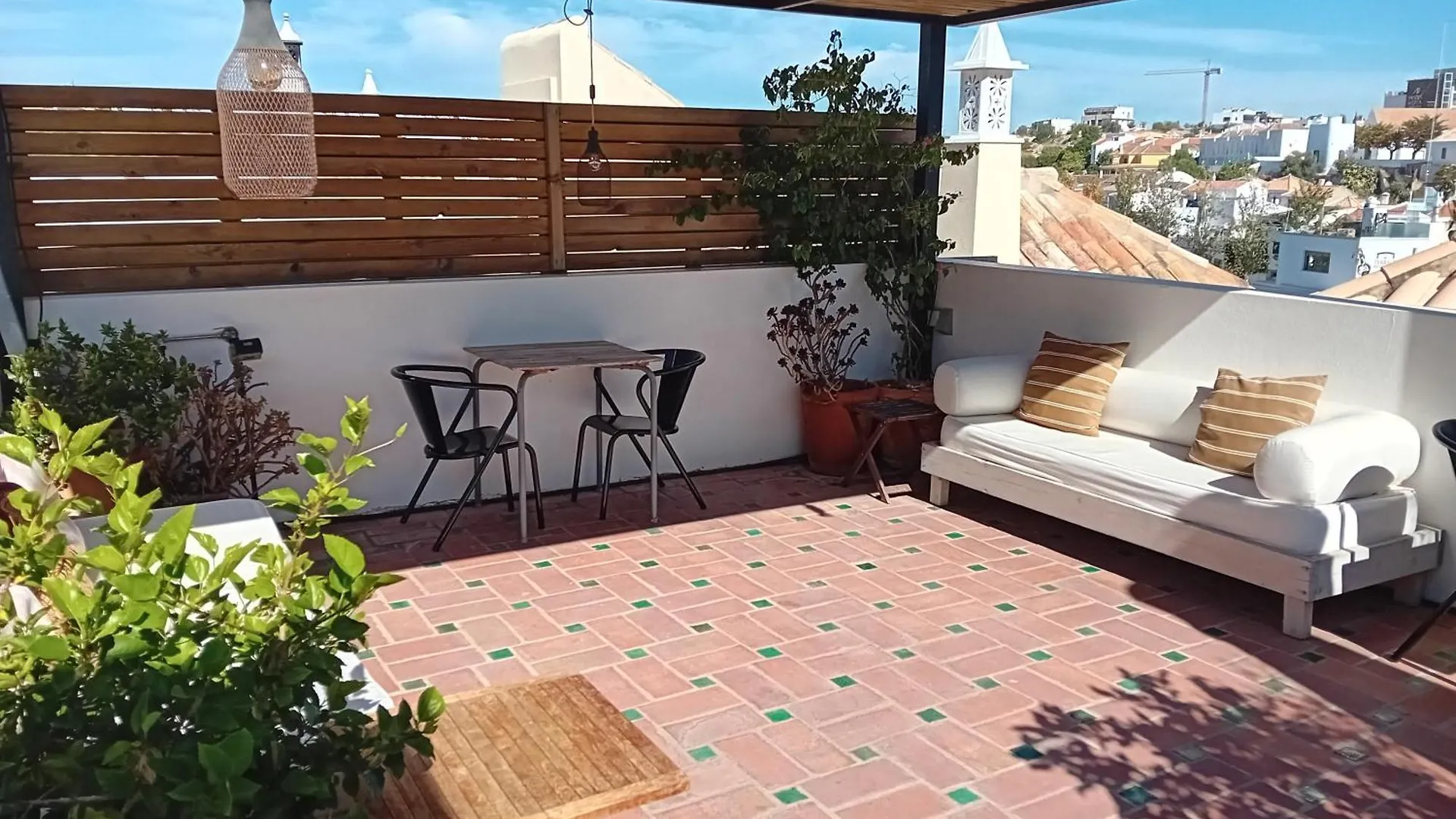 Calcada Guesthouse 塔维拉