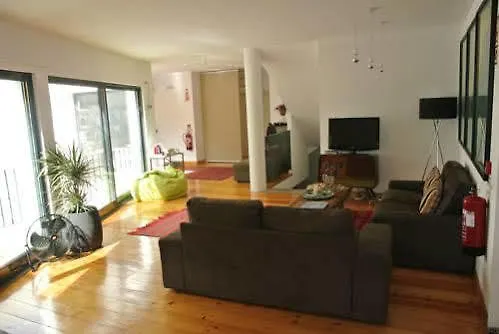 Calcada Guesthouse 塔维拉